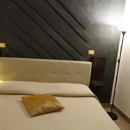 Bhome Fashion Suite Naples Luaran gambar