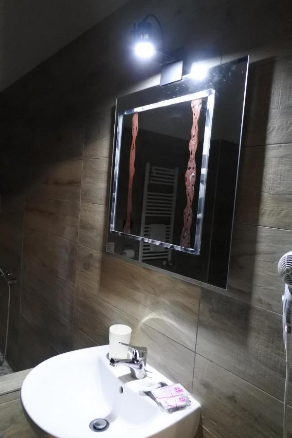 Bhome Fashion Suite Naples Luaran gambar